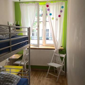 Бюджетный двухместный номер с 1 кроватью в  Tapir Hostel